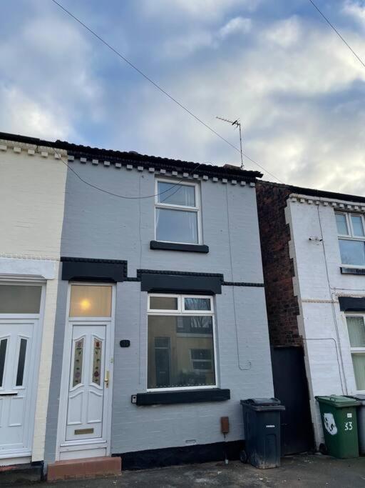 Luxury Accommodation. Wallasey Extérieur photo